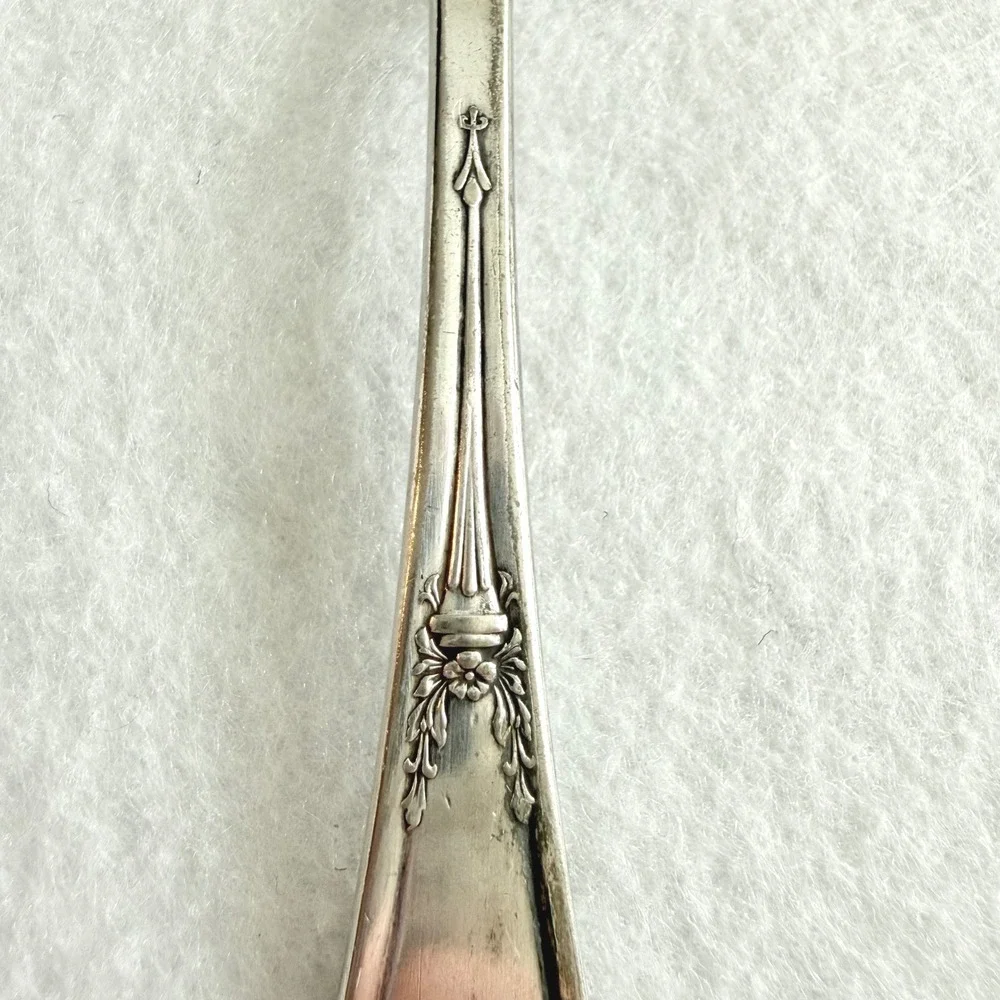 Antique Holmes‎ & Edwards XII Silverplate Butter Knife 1920 Monogram D